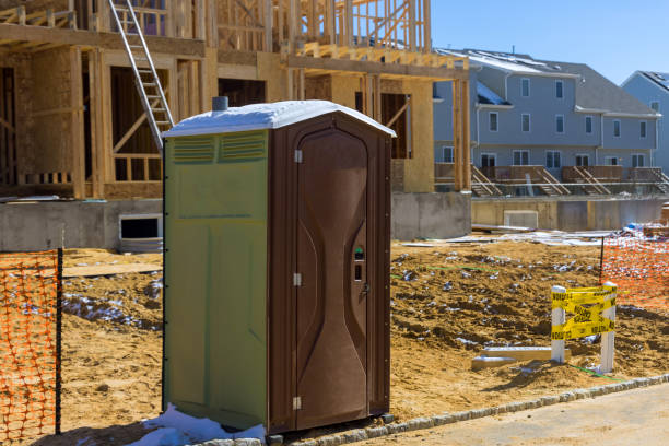 Best Portable restroom trailer rental  in Moreauville, LA