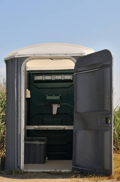 Best Portable toilet rental cost  in Moreauville, LA